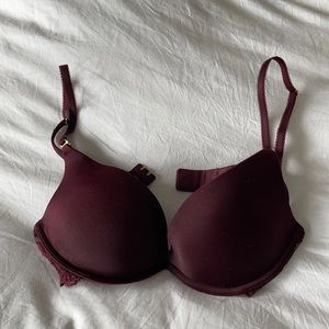 Victoria’s Secret bra